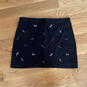 black rose mini skirt